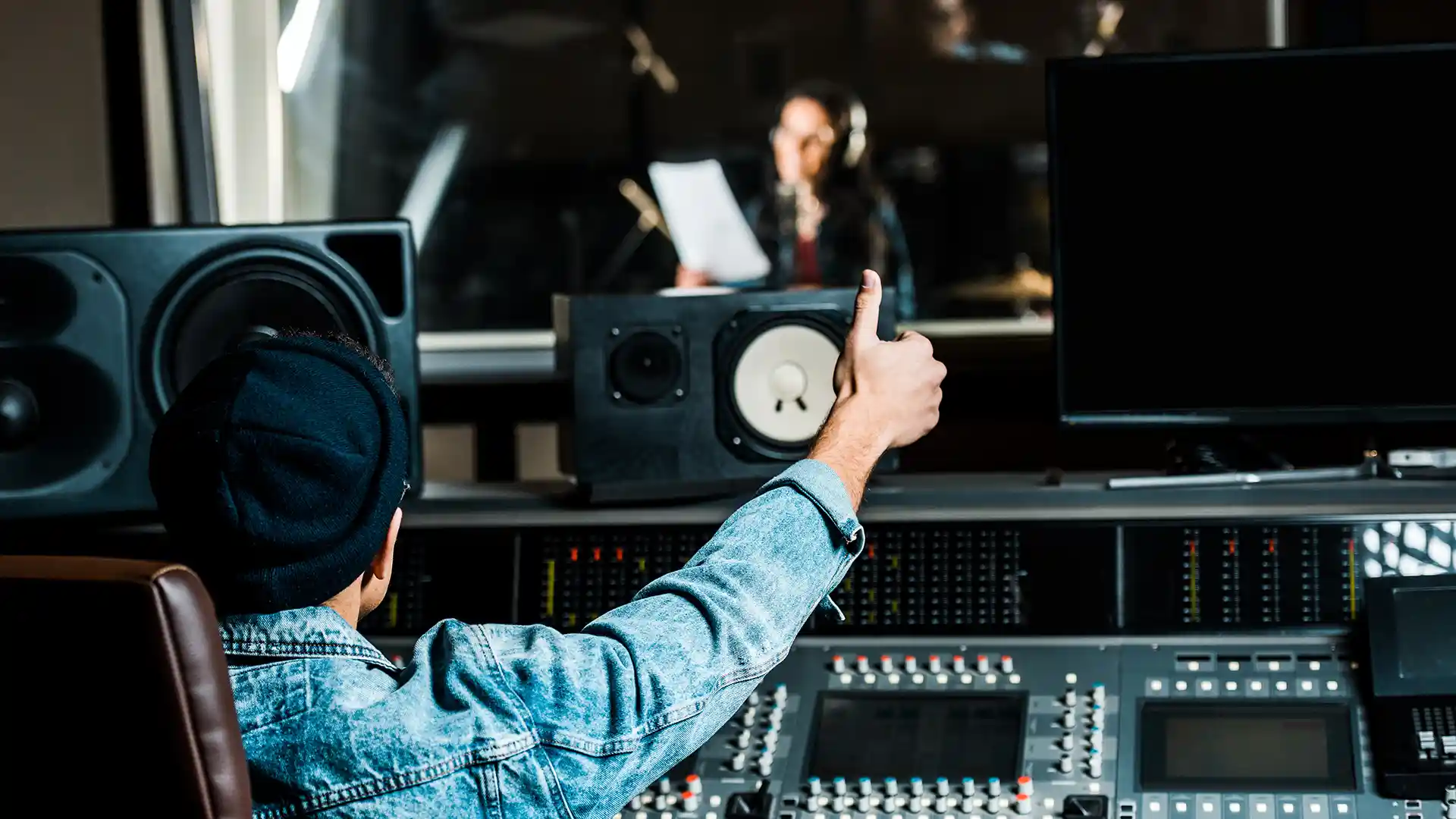 Synchronsprecher boykottieren Netflix: deutsche Tonspur in Gefahr?